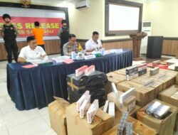 Ribuan Bungkus Rokok Ilegal Disita Polres Sanggau