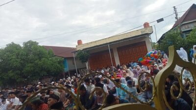 Ratusan Warga Desa Topejawa Shalat Ied di Mesjid Nurul Hakim