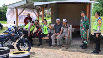 Ditinggal Mudik, AKBP Asep Sujarwadi Pimpin Patroli ke Perumahan Warga