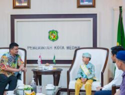 Juara Kompetisi Hafiz Indonesia 2024, Bobby Nasution Hadiahkan Umroh Ibu dan Kedua Adik Gibran